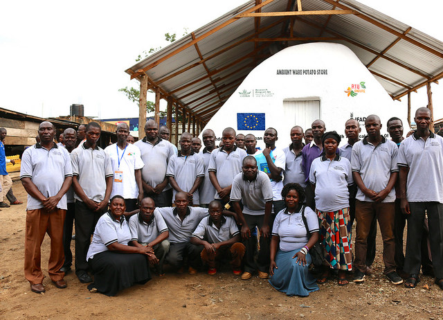 MPODA Members pose in front of a newly completed Ambient Ware Potato Store in Mbale, Eastern Uganda. Photo by S.Quinn/CIP