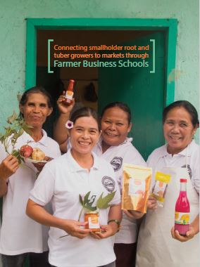 Connecting smallholder root and tuber growers to markets through Farmer Business Schools.